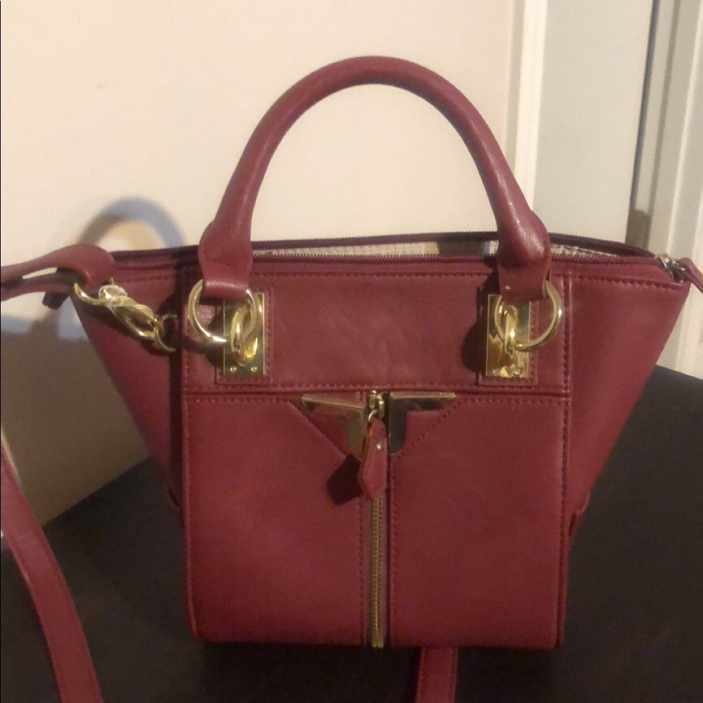 Danielle Nicole handbag